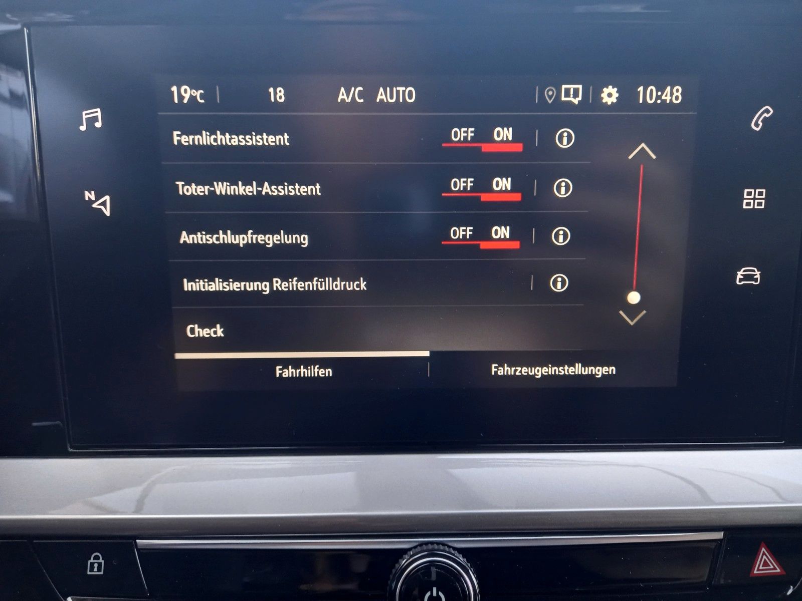 Fahrzeugabbildung Opel Mokka Elegance 1.2, NAVI,LED,PDC,KLIMA