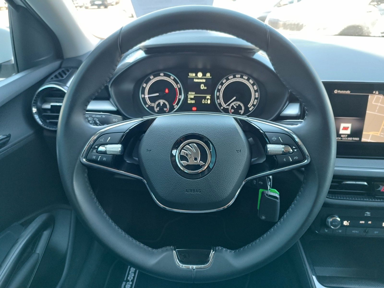 Fahrzeugabbildung SKODA Fabia Ambition 1,0 TSI 70 kW 5-Gang NAVI,SHZ,KAM