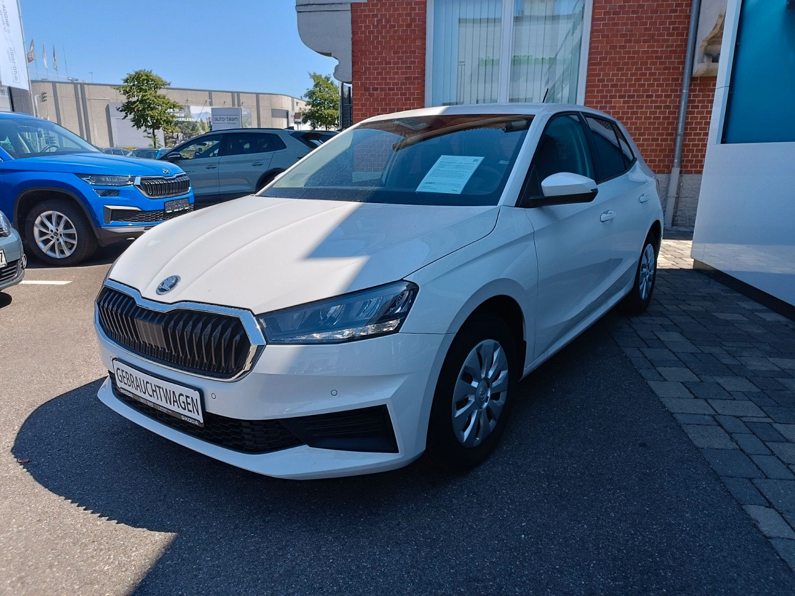 Fahrzeugabbildung SKODA Fabia Ambition 1,0 TSI 70 kW 5-Gang NAVI,SHZ,KAM