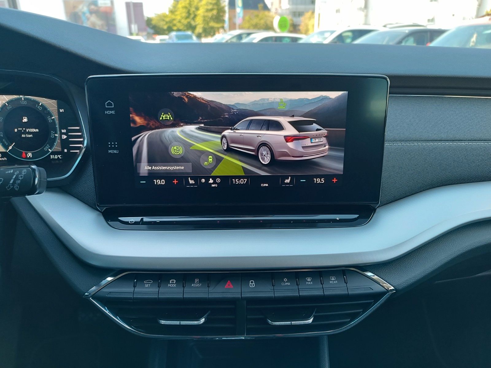 Fahrzeugabbildung SKODA Octavia Combi Style 1.5 TSI, DSG,NAVI CLIMA, SH