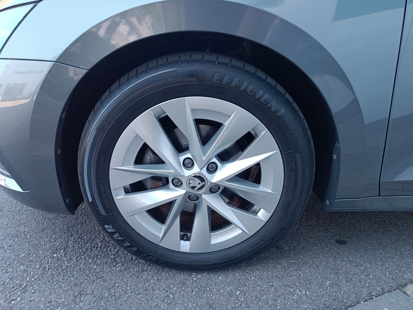 Fahrzeugabbildung SKODA Octavia Combi Style 1.5 TSI, DSG,NAVI CLIMA, SH