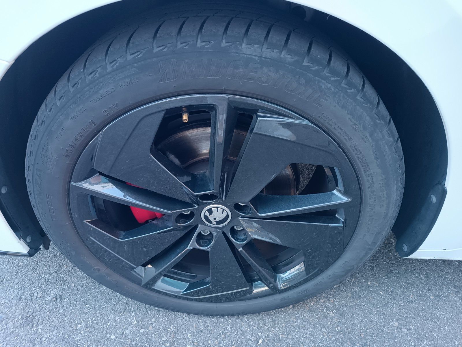 Fahrzeugabbildung SKODA Octavia Combi RS 2.0 TDI 147kW DSG ACC,