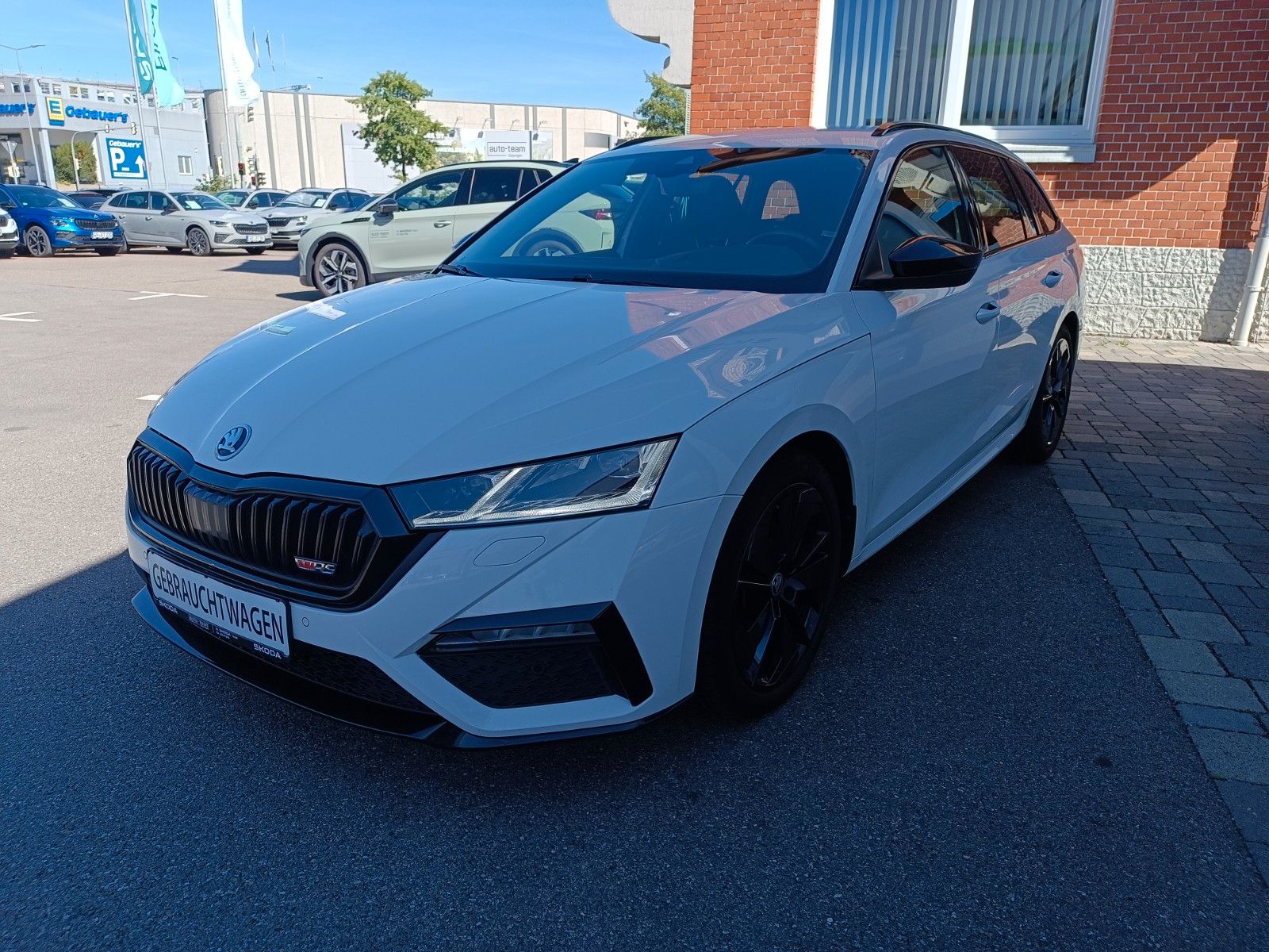Fahrzeugabbildung SKODA Octavia Combi RS 2.0 TDI 147kW DSG ACC,