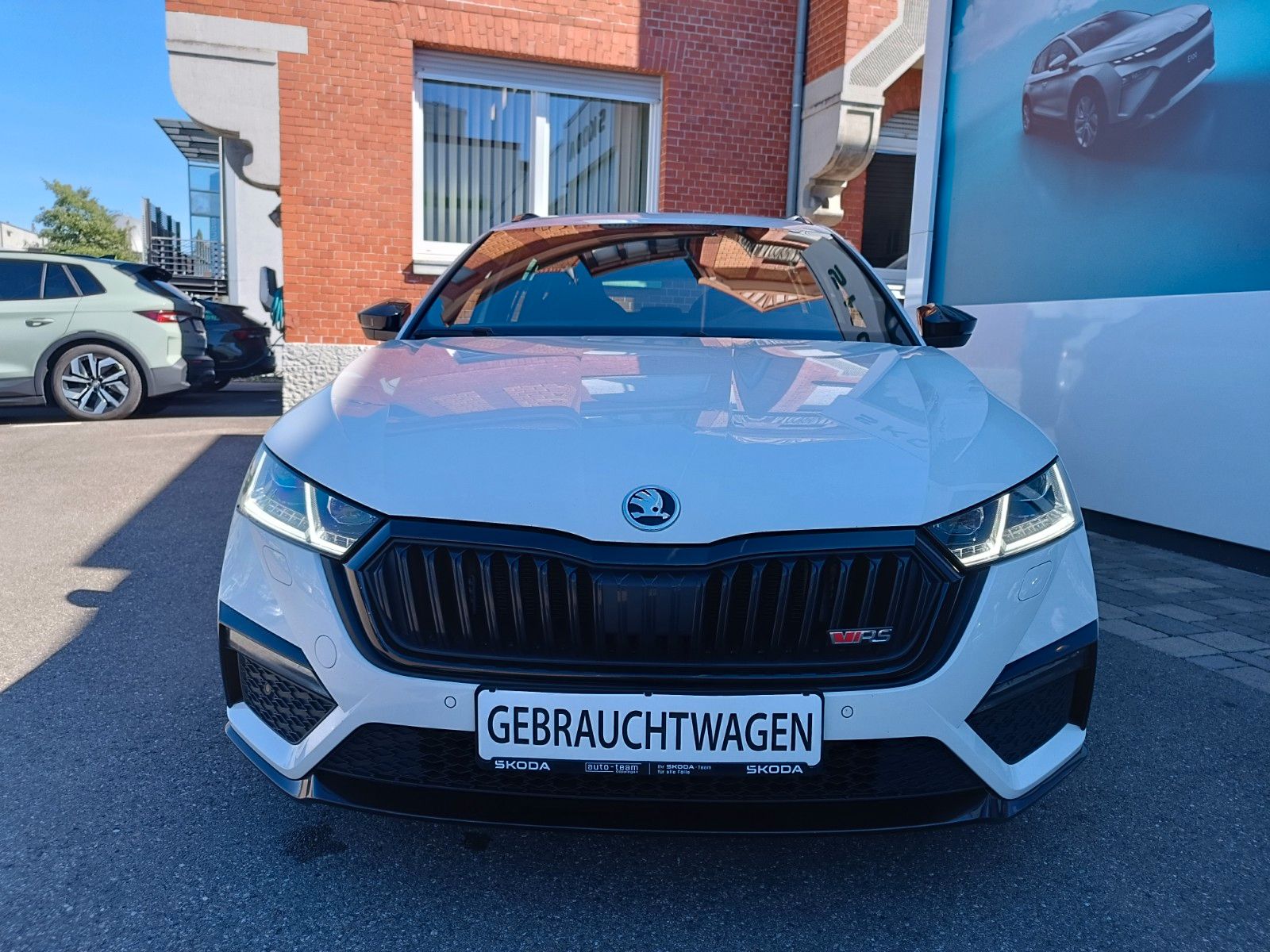 Fahrzeugabbildung SKODA Octavia Combi RS 2.0 TDI 147kW DSG ACC,