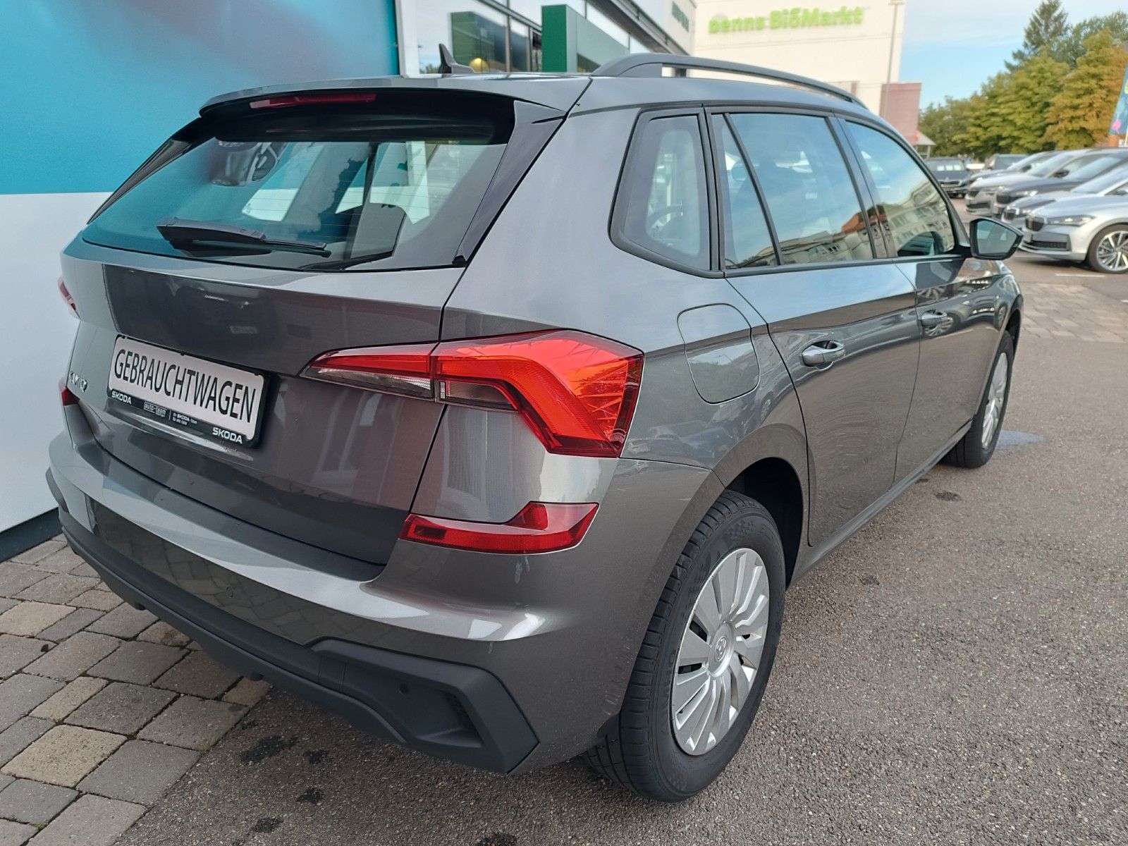 Fahrzeugabbildung SKODA Kamiq Essence 1.0 TSI 70kW SHZ, FSE, LED, PDC