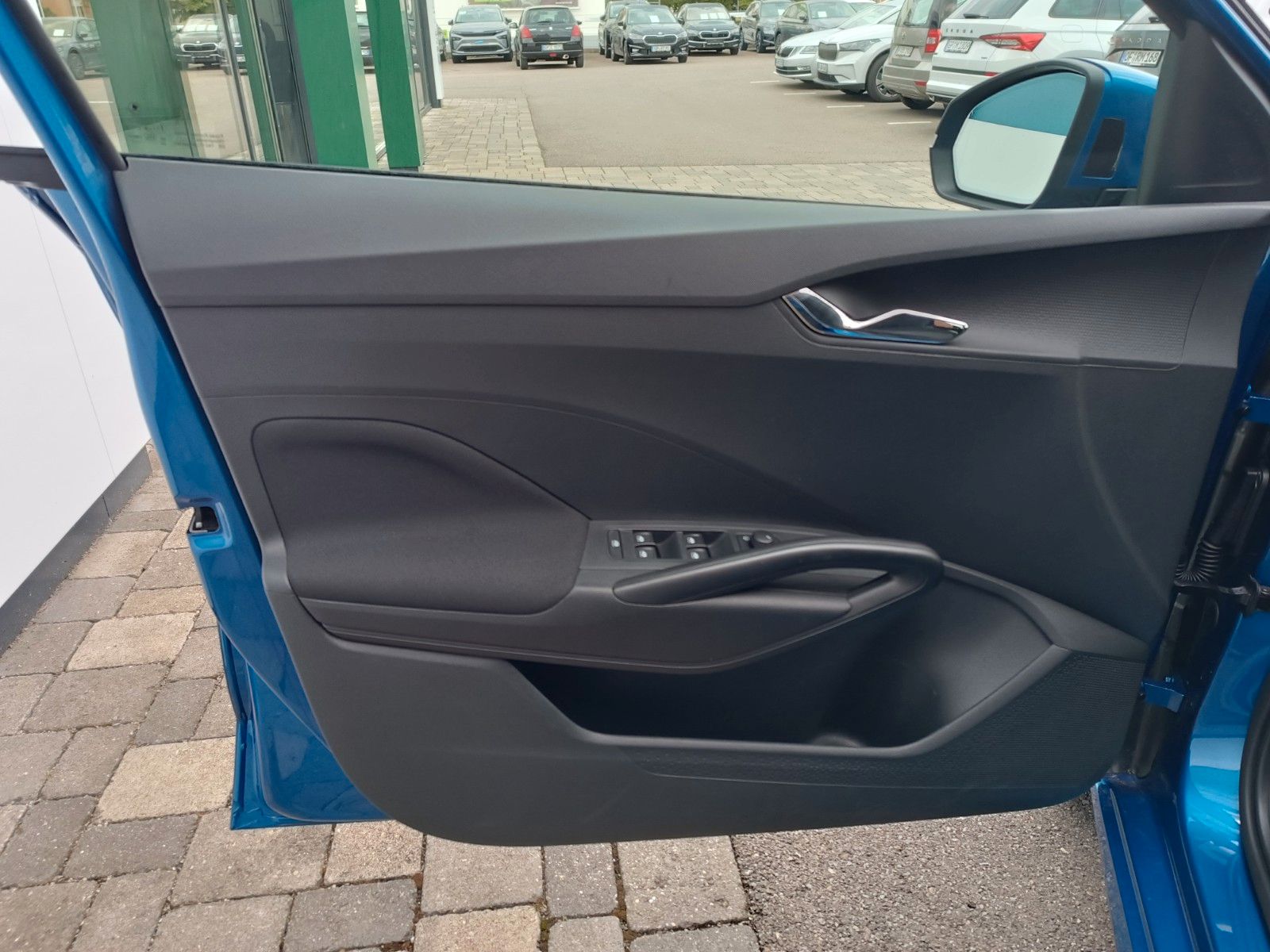 Fahrzeugabbildung SKODA Fabia Ambition 1.0 TSI 70kW ACC, SHZ, KESSY, LED