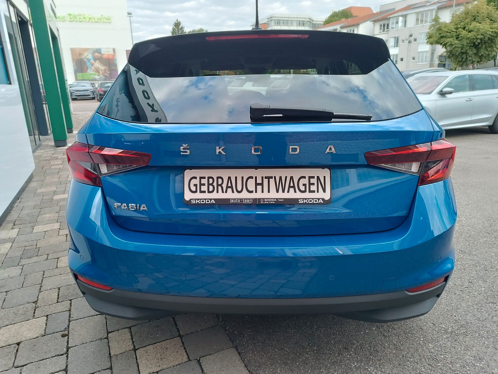 Fahrzeugabbildung SKODA Fabia Ambition 1.0 TSI 70kW ACC, SHZ, KESSY, LED
