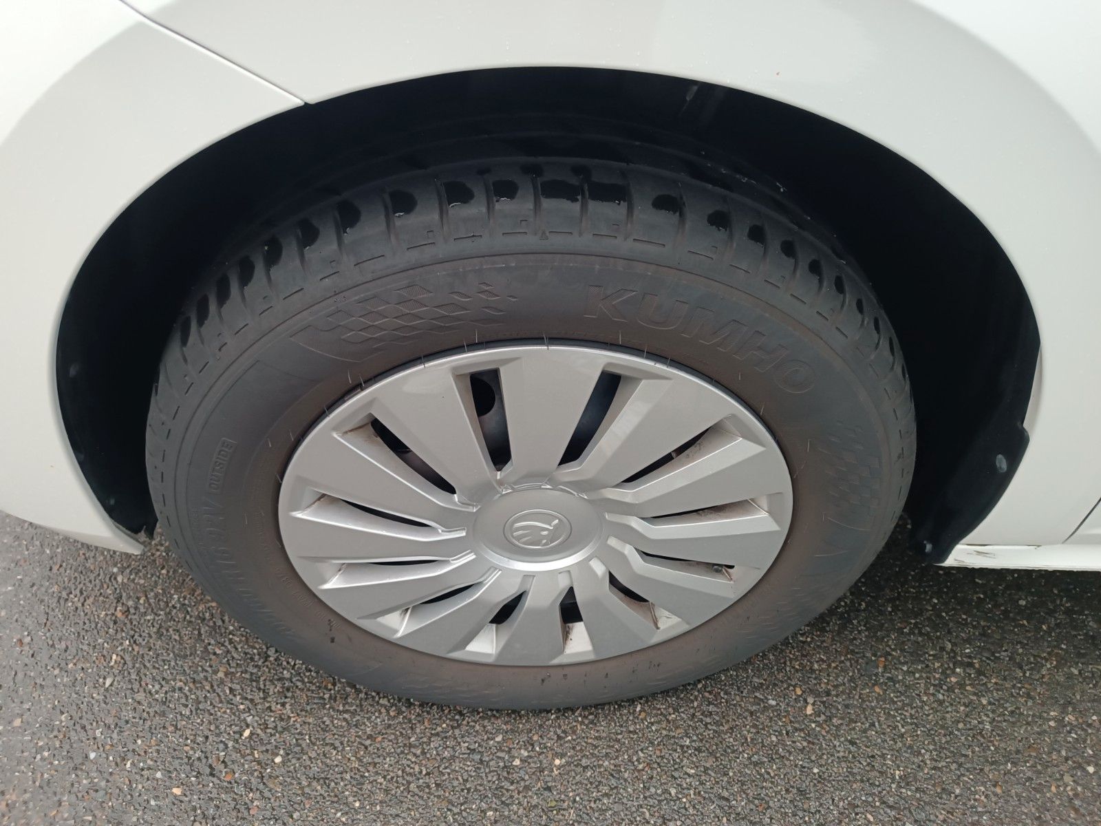 Fahrzeugabbildung SKODA Kamiq Essence 1.0 TSI 70kW SHZ, BLUETOOTH, LED