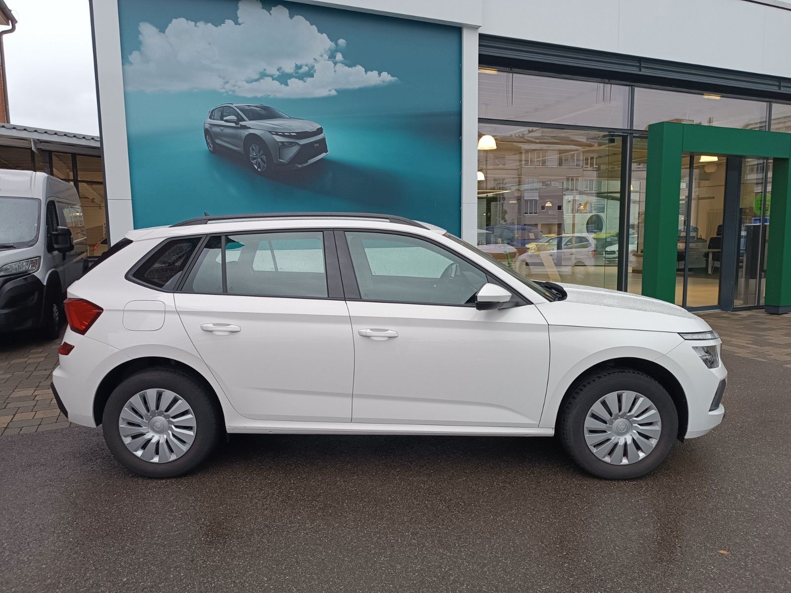 Fahrzeugabbildung SKODA Kamiq Essence 1.0 TSI 70kW SHZ, BLUETOOTH, LED
