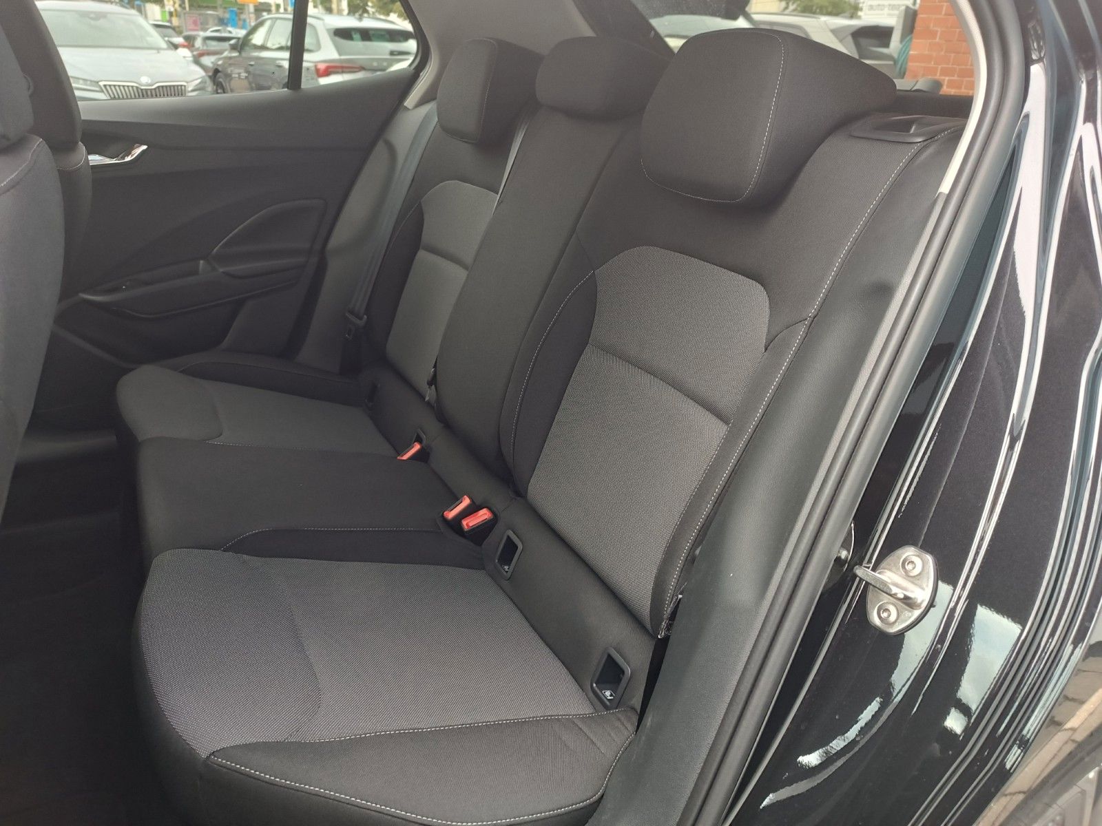Fahrzeugabbildung SKODA Fabia Balance 1,0 TSI 85 kW DSG NAVI,LED,SHZ,KAM
