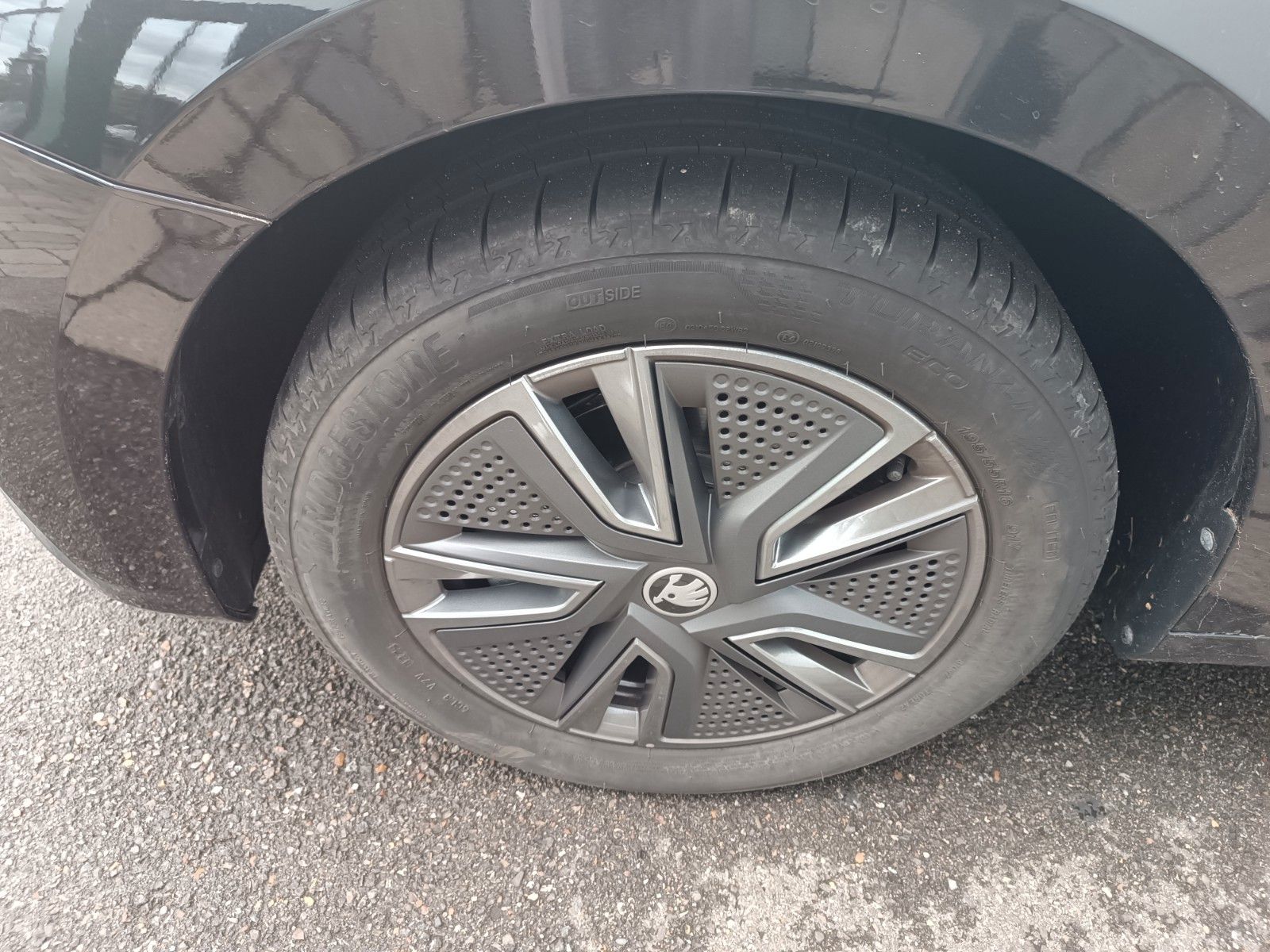 Fahrzeugabbildung SKODA Fabia Balance 1,0 TSI 85 kW DSG NAVI,LED,SHZ,KAM