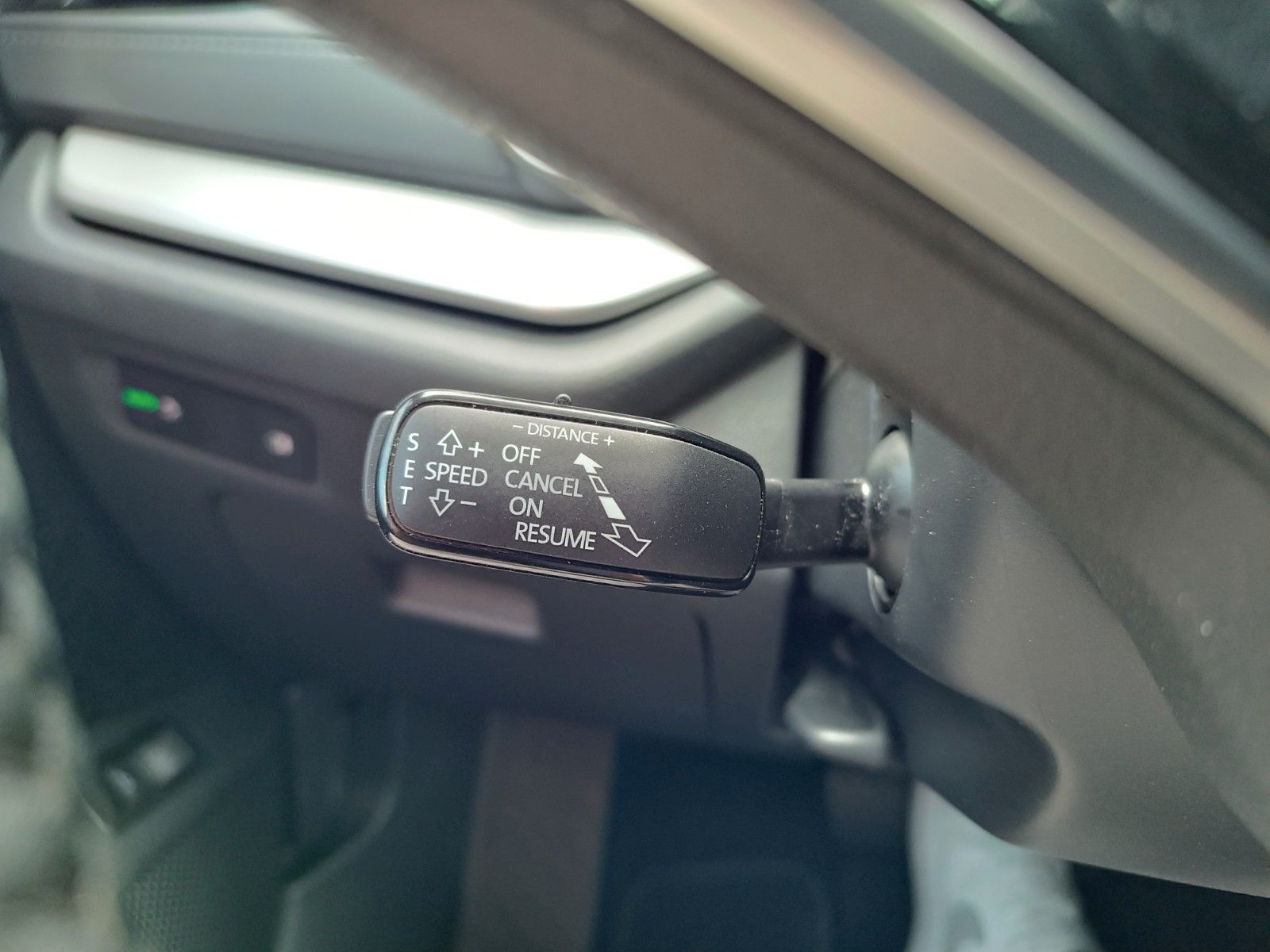 Fahrzeugabbildung SKODA Octavia Combi Selection 1,5 TSI mHEV 110 kW DSG