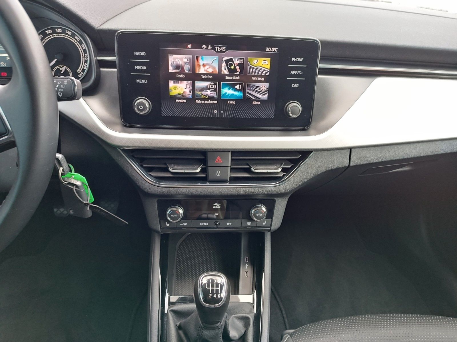 Fahrzeugabbildung SKODA Kamiq Tour 1.0 TSI 81 KW ACC, LED, SHZ, CLIMA