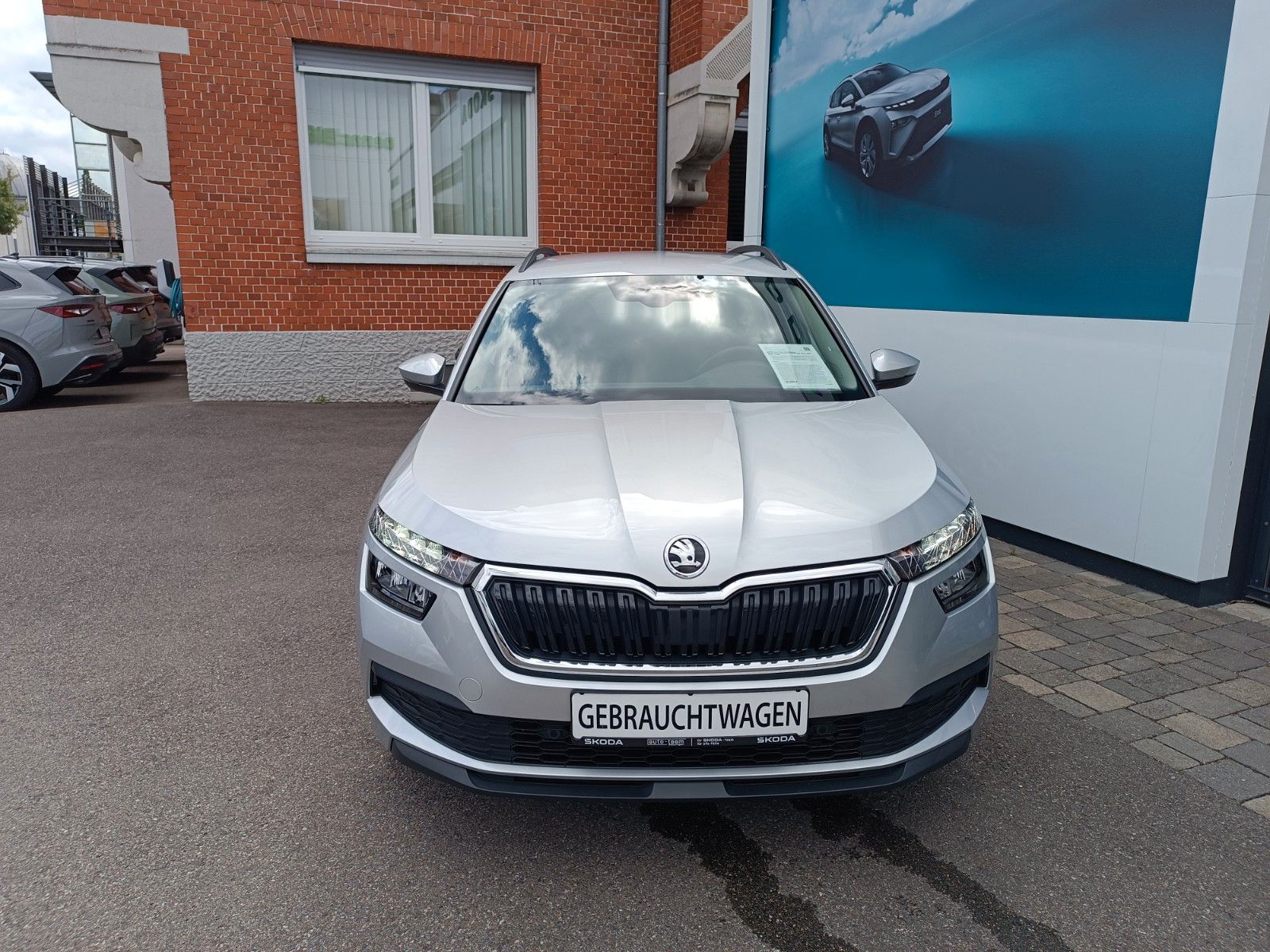 Fahrzeugabbildung SKODA Kamiq Tour 1.0 TSI 81 KW ACC, LED, SHZ, CLIMA