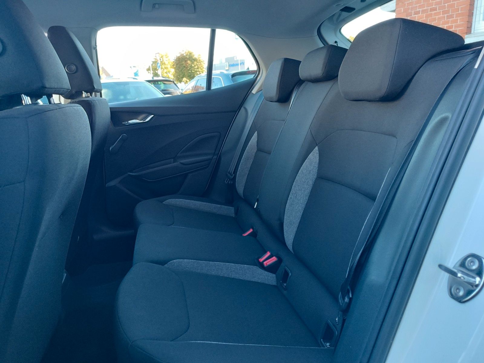 Fahrzeugabbildung SKODA Fabia Active 1.0 MPI 59kW LED, SHZ, KLIMA