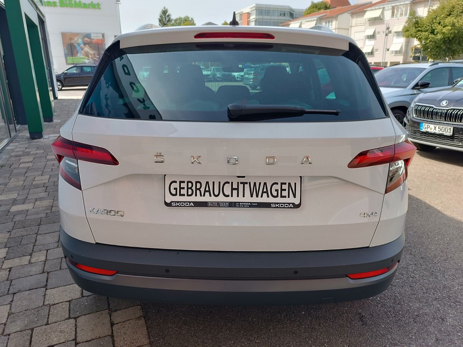 Fahrzeugabbildung SKODA Karoq Clever 2.0 TDI DSG 110kW 4x4 AHK, 360°