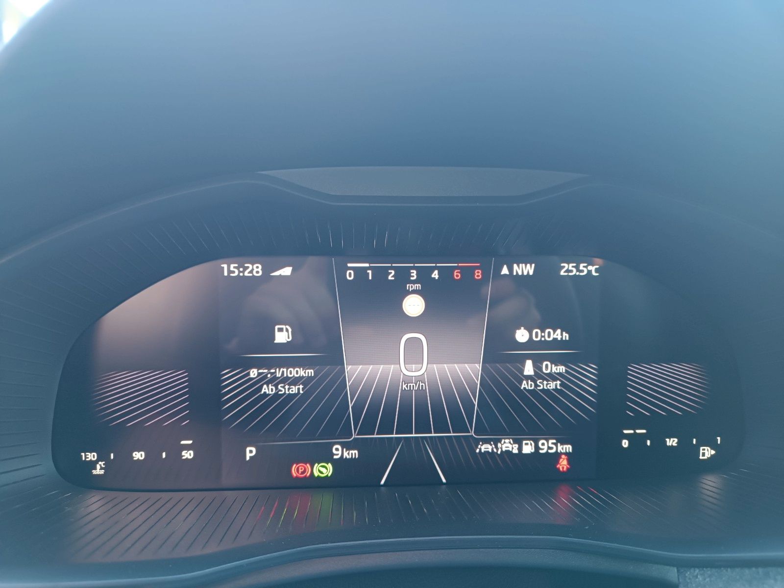 Fahrzeugabbildung SKODA Kamiq Balance 1,0 TSI 85 kW DSG AHK,ACC,LED,SHZ