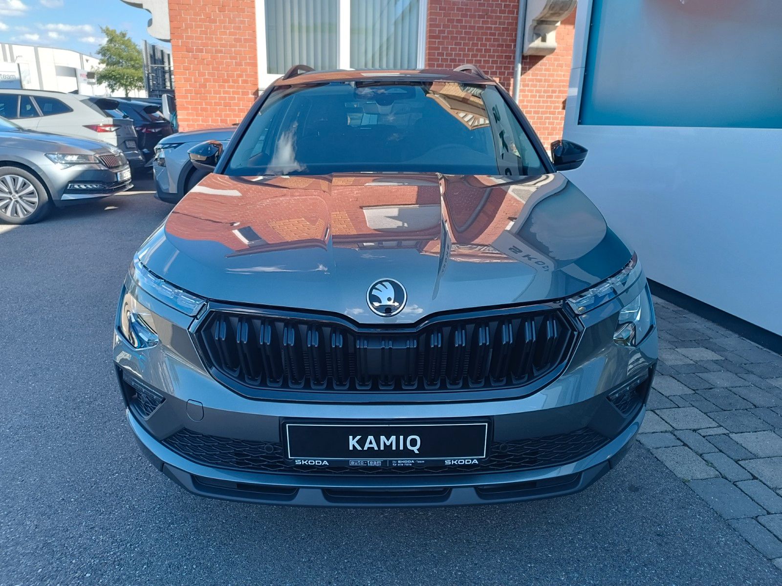 Fahrzeugabbildung SKODA Kamiq Balance 1,0 TSI 85 kW DSG AHK,ACC,LED,SHZ