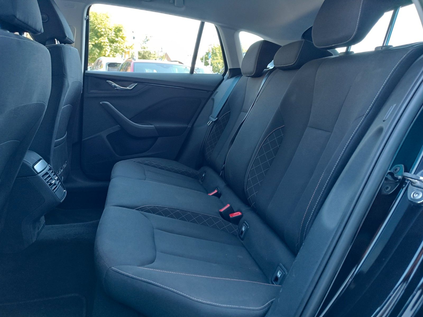 Fahrzeugabbildung SKODA Scala Ambition 1.0 TSI,DSG,CLIMA,PDC,SMART-L