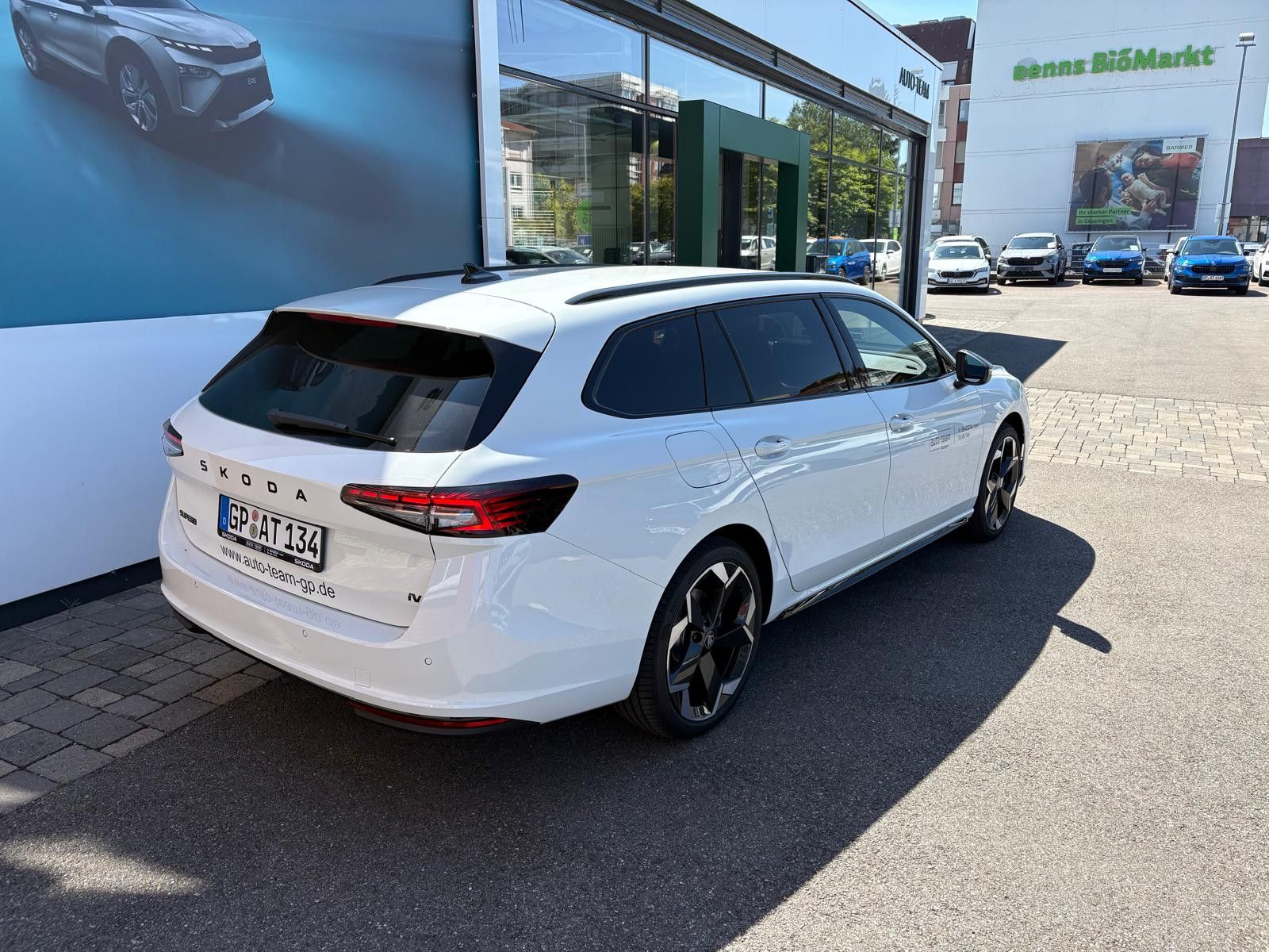 Fahrzeugabbildung SKODA Superb Combi Sportline 1.5 TSI iV AHK Headup