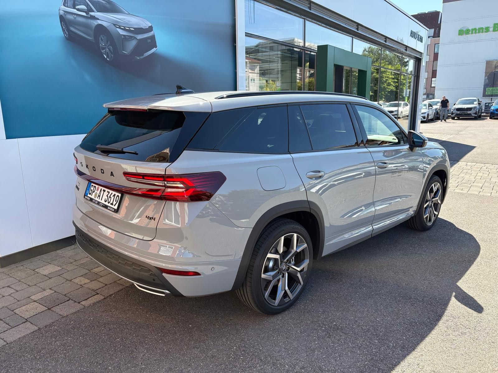 Fahrzeugabbildung SKODA Kodiaq Sportline 2.0 TDI DSG 4x4 Pano 7Sitz. AHK