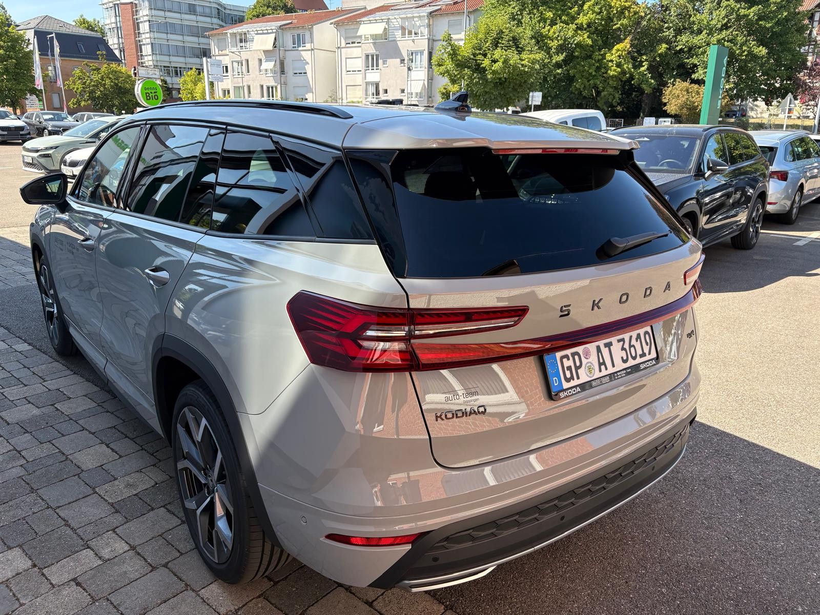 Fahrzeugabbildung SKODA Kodiaq Sportline 2.0 TDI DSG 4x4 Pano 7Sitz. AHK