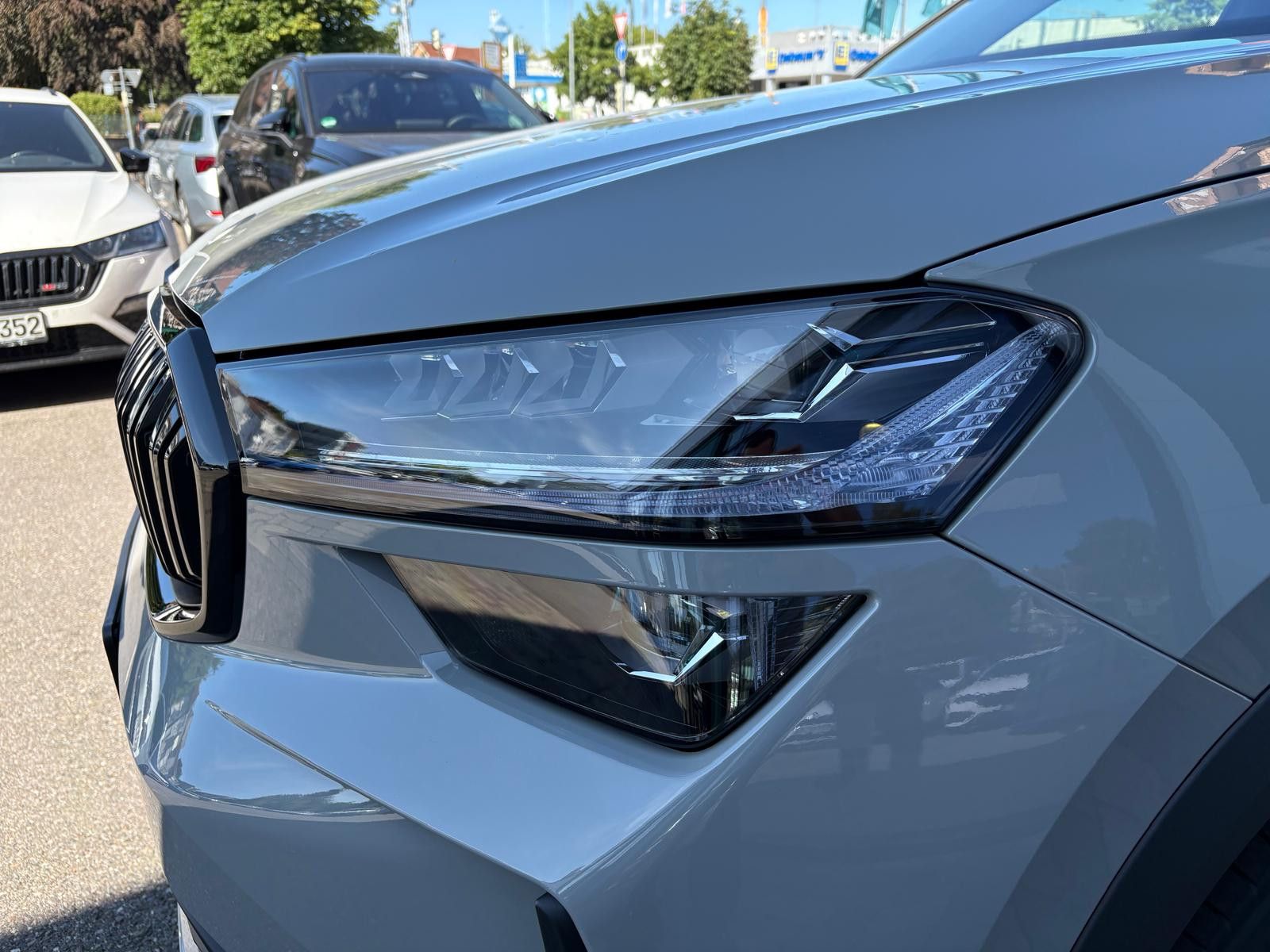 Fahrzeugabbildung SKODA Kodiaq Sportline 2.0 TDI DSG 4x4 Pano 7Sitz. AHK
