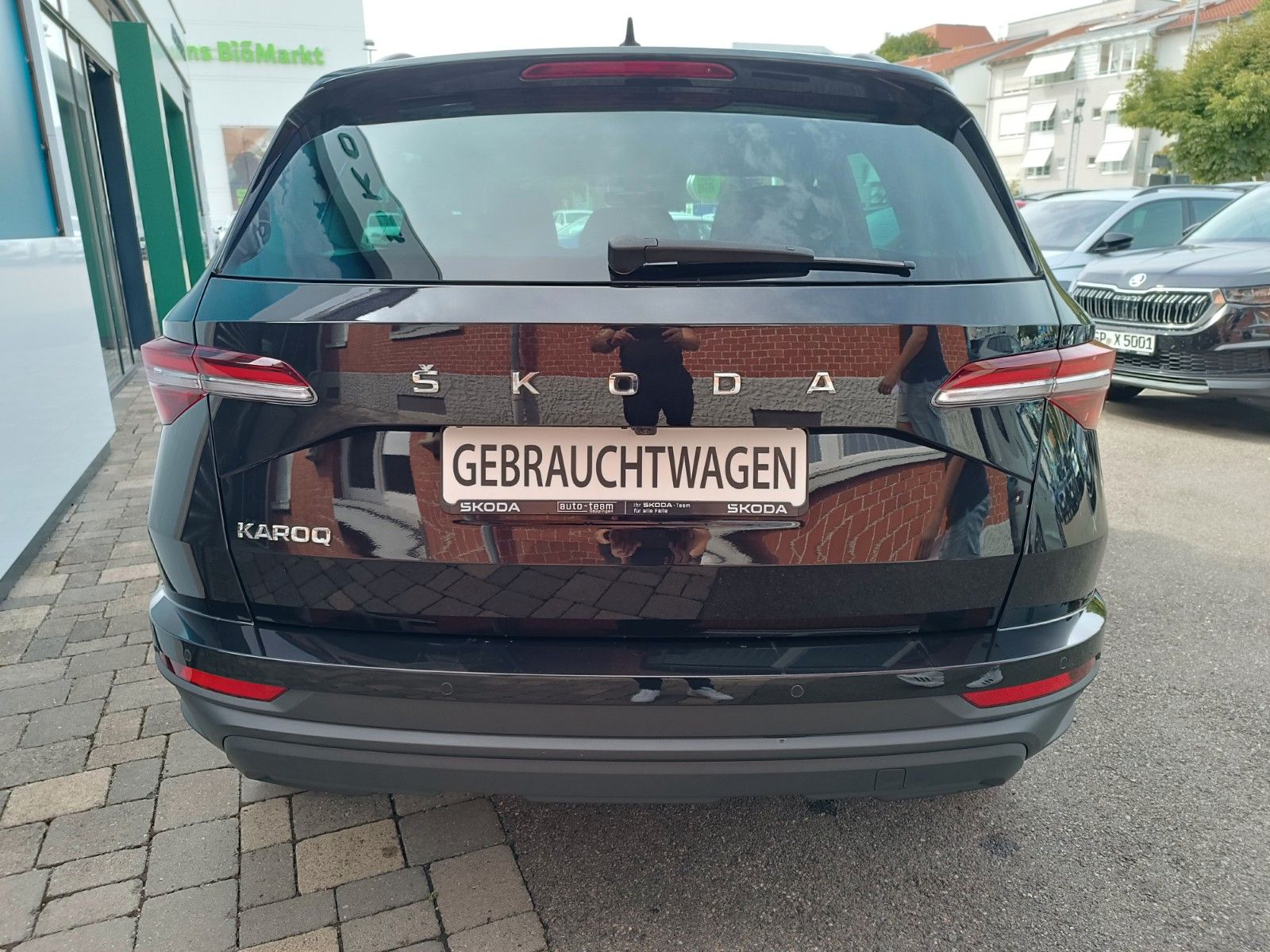 Fahrzeugabbildung SKODA Karoq Tour 2.0 TDI 85kW 6 Gang Schaltgetr. AHK