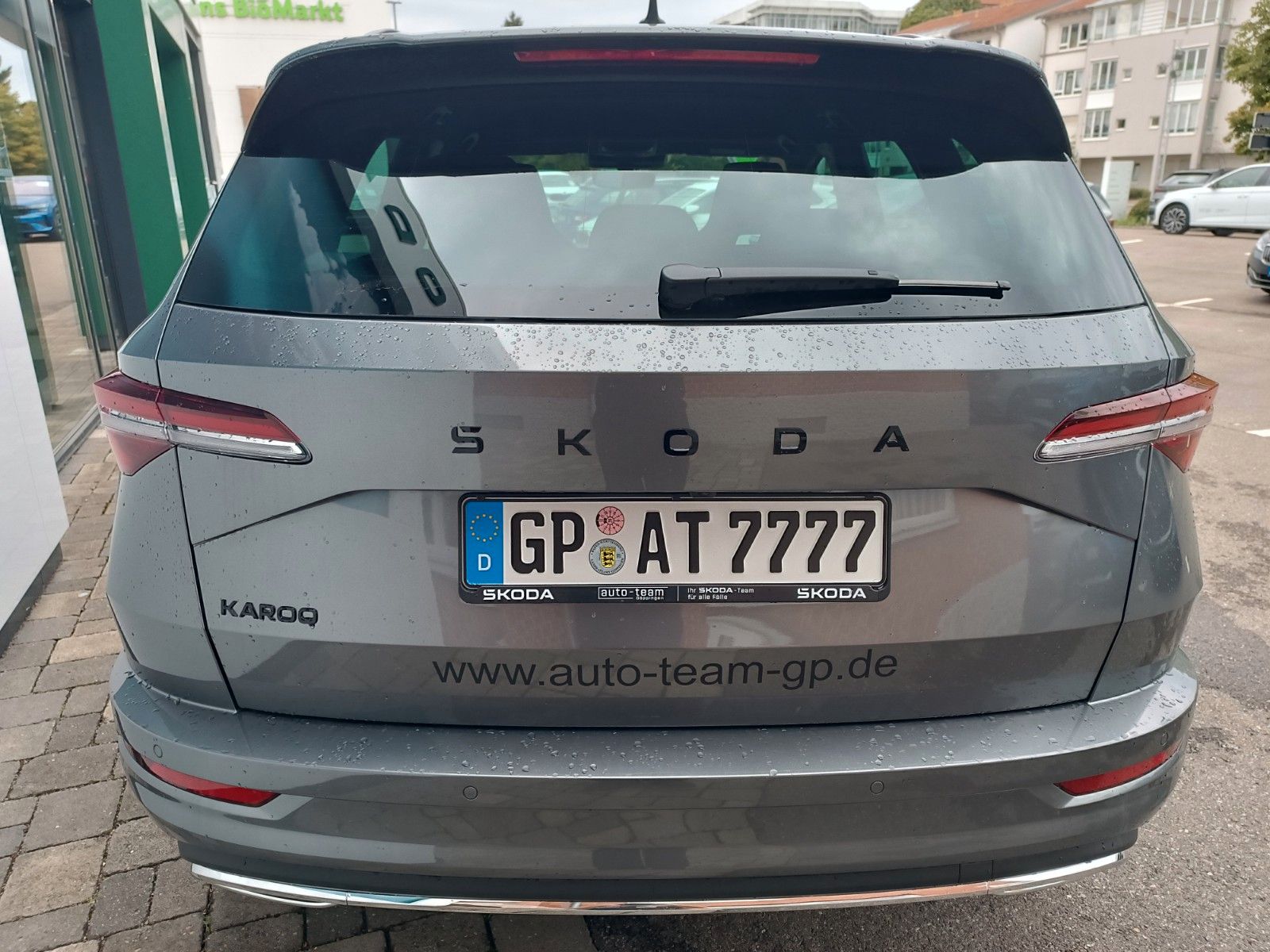 Fahrzeugabbildung SKODA Karoq Sportline 2.0 TDI, DSG, ACC, AHK, SH, PDC