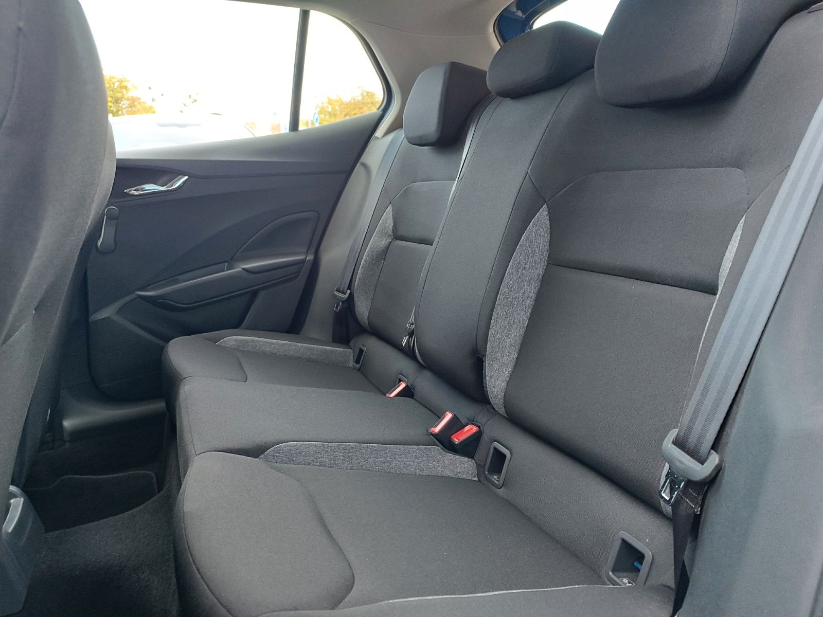 Fahrzeugabbildung SKODA Fabia Active 1,0l MPI 59kW schaltg. FSE, CARPLAY