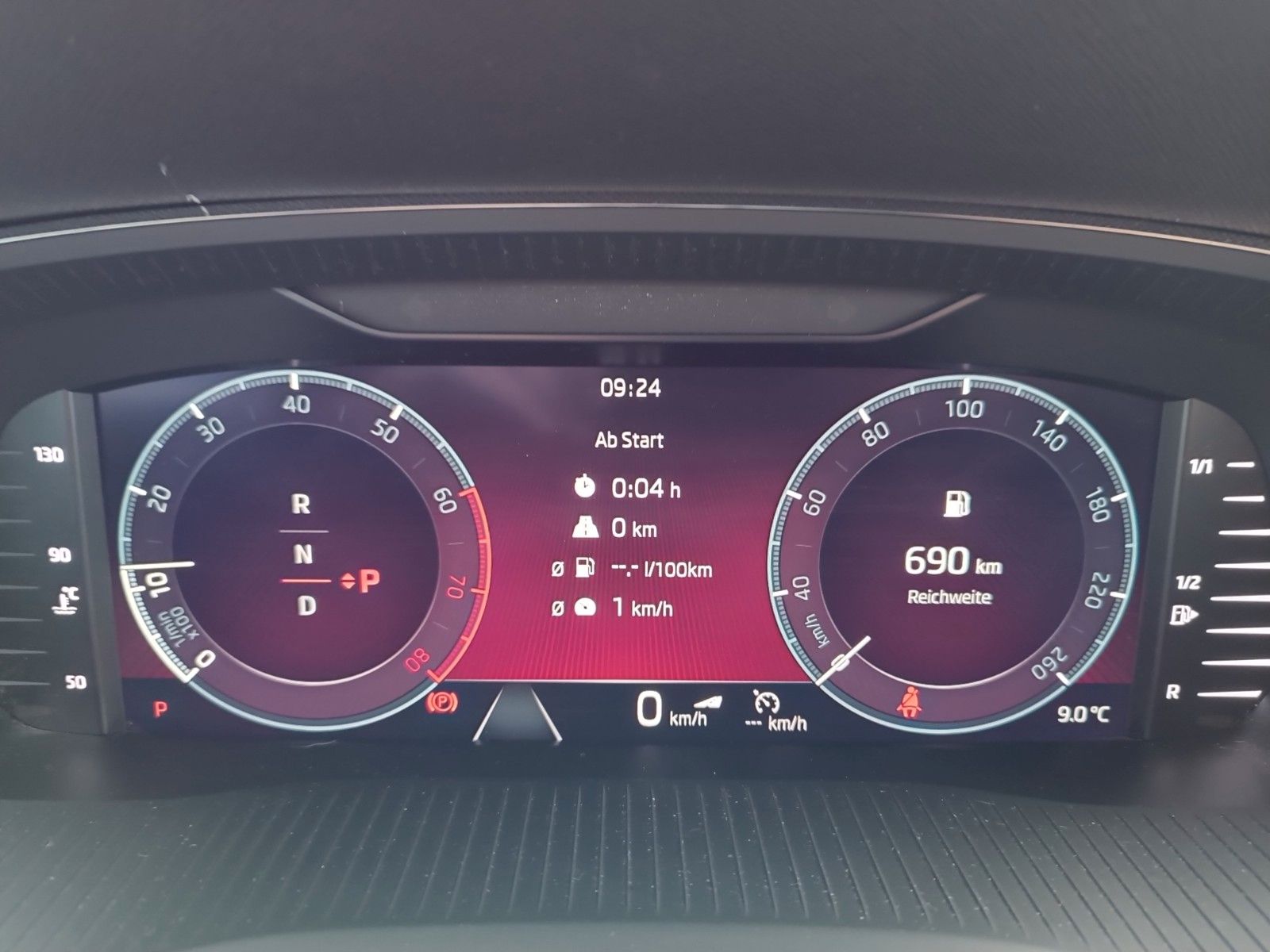Fahrzeugabbildung SKODA Octavia Combi Selection Plus 1.5 TSI DSG 110kW