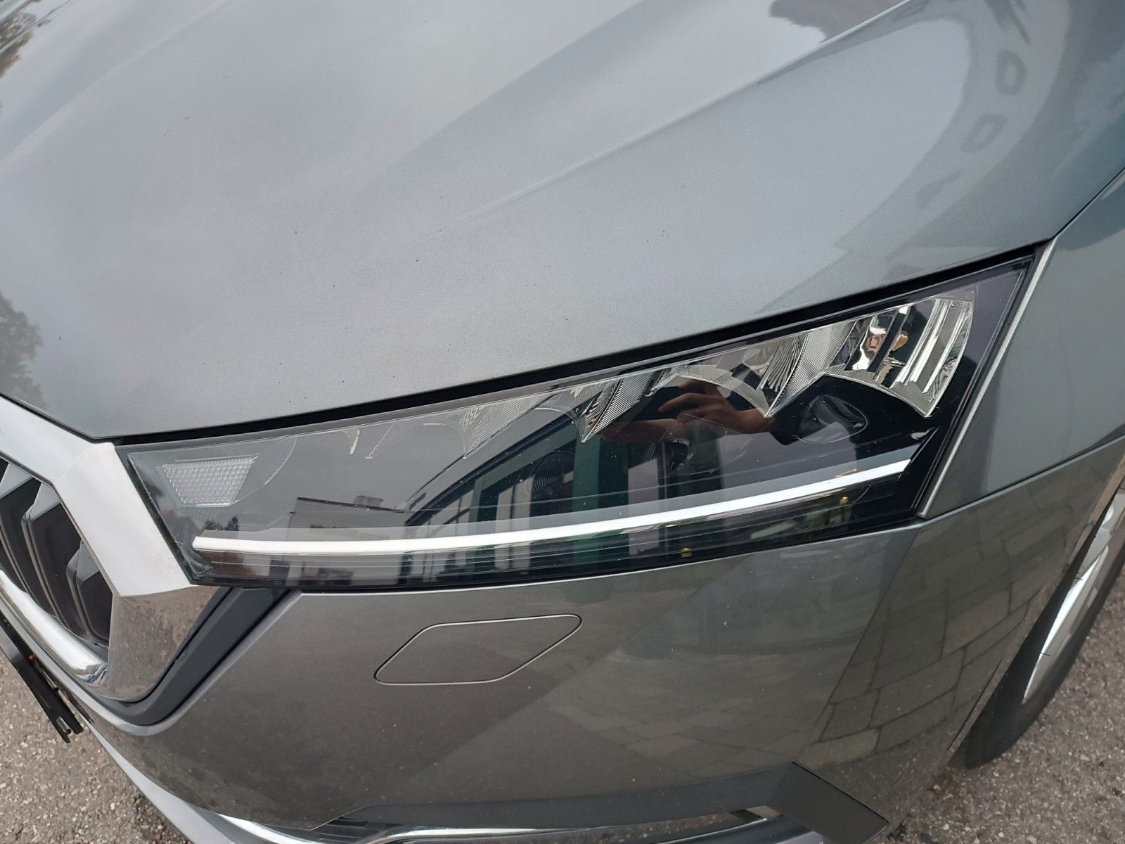Fahrzeugabbildung SKODA Octavia Combi Selection Plus 1.5 TSI DSG 110kW